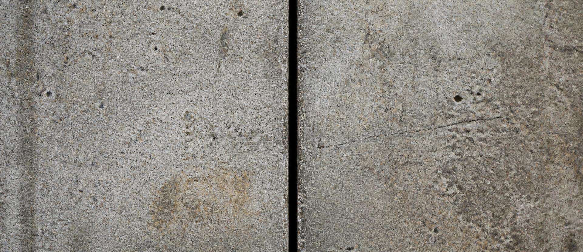 Concrete seam
